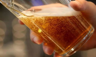 上班也能喝酒？无酒精饮料市场崛起，即饮型风潮引领新风尚